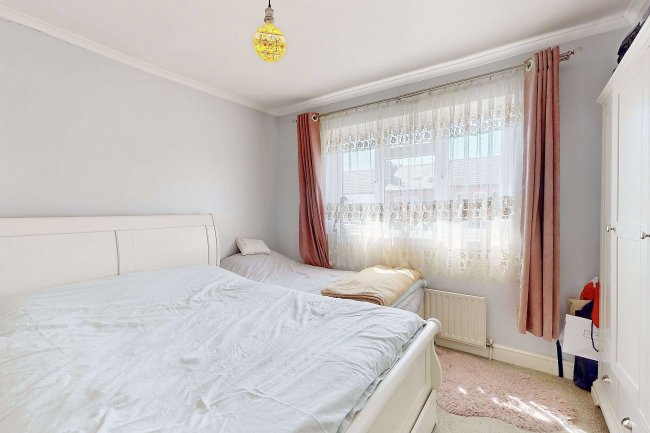 90 Linkfield Road, Isleworth, TW7 6QH 1