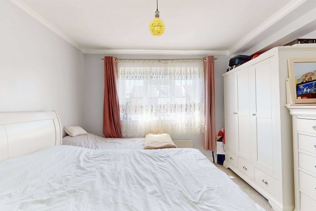 90 Linkfield Road, Isleworth, TW7 6QH 1