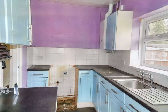 64 Rectory Road, Hook, Hampshire, RG27 9JQ 3