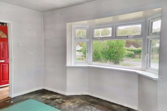 64 Rectory Road, Hook, Hampshire, RG27 9JQ 3