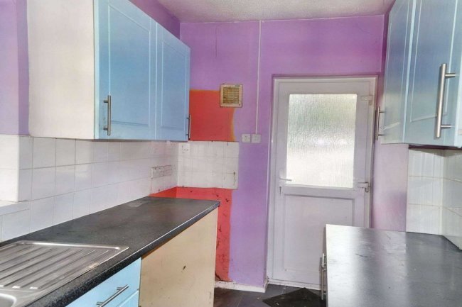 64 Rectory Road, Hook, Hampshire, RG27 9JQ 3