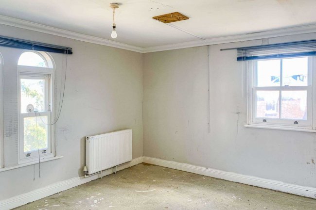 Flat 9, 13 Simeon Street, Ryde, Isle Of Wight, PO33 1JZ 4