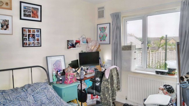 7 Falcourt Close, Sutton, Surrey, SM1 2RQ 7