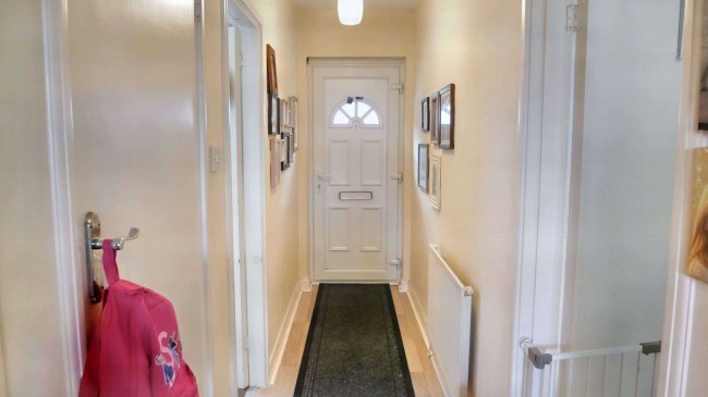 7 Falcourt Close, Sutton, Surrey, SM1 2RQ 7