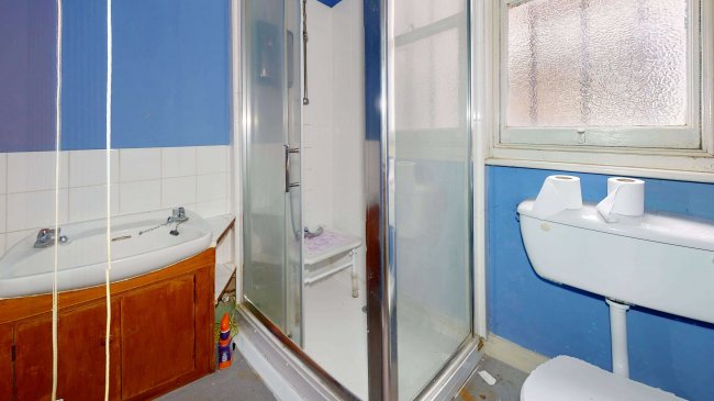 Flat A, 6 McDowall Road, Camberwell, London SE5 9LD 1