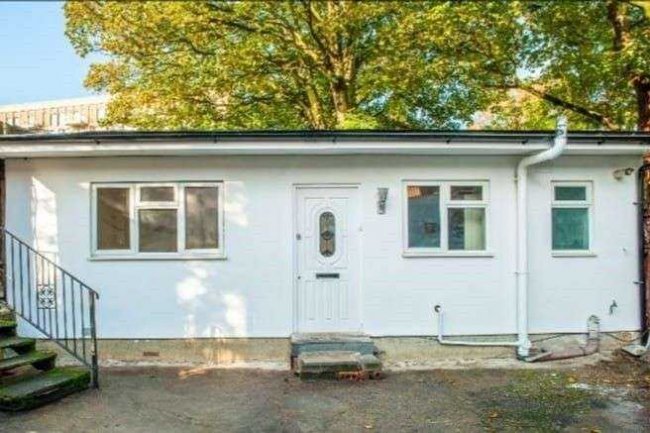 3C Doggett Road, Catford, London, SE6 4PZ 5