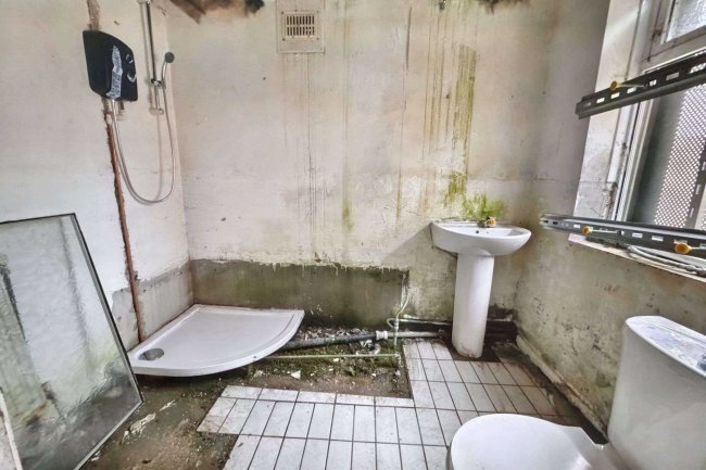 434 North Road, Darlington, DL1 3AF 8