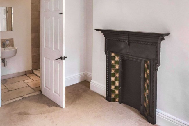 Flat A, 28 Park Avenue, Harrogate, HG2 9BG 1