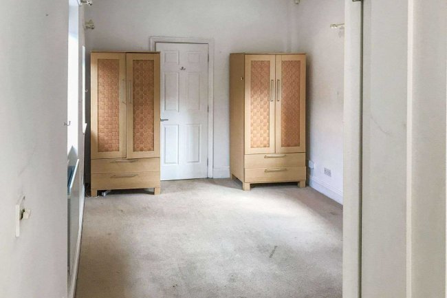 Flat A, 28 Park Avenue, Harrogate, HG2 9BG 1