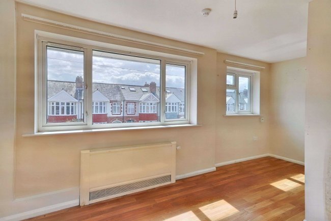 19 Chilgrove Road, Portsmouth, PO6 2ER 7