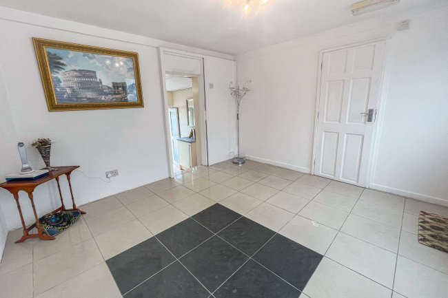 175-181 Newmarket Road, Cambridge CB5 8HA 1