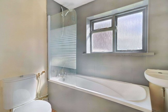 102 Radcliffe Road, Northam, Southampton, SO14 0PR 10