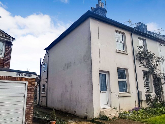 1 Gladstone Road, Burgess Hill,  RH15 0QQ 3