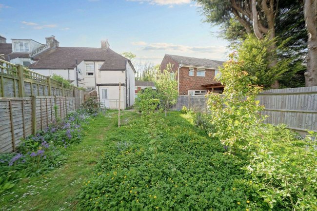 1 Gladstone Road, Burgess Hill,  RH15 0QQ 3