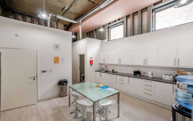 Unit 4, 787 Commercial Road, London E14 7HG 10