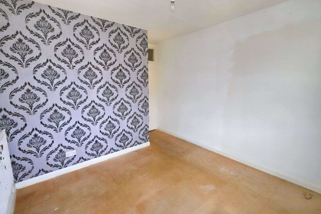 Flat B, 43 Cobbold Road, London, NW10 9SU 6