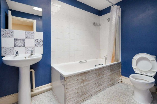 Flat K, 3 Westbourne Grove Terrace, Bayswater, London, W2 5SD 2