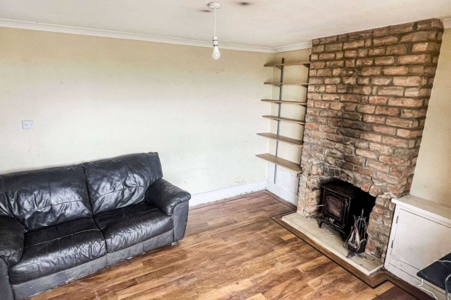 2 Ida Villas, Sandhurst Lane, Gloucester, Gloucestershire, GL2 9NG 4