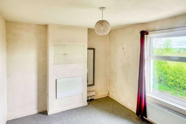 2 Ida Villas, Sandhurst Lane, Gloucester, Gloucestershire, GL2 9NG 4