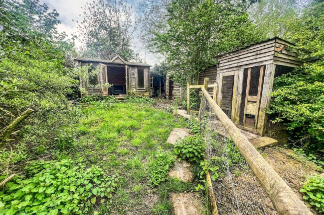 2 Ida Villas, Sandhurst Lane, Gloucester, Gloucestershire, GL2 9NG 4