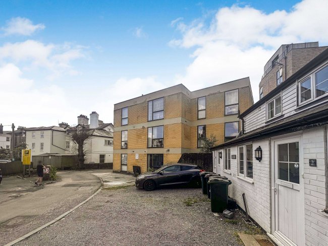 Flats, 2, 8 & 9 Elwick House, Elwick Road, Ashford, Kent, TN23 1AU 8