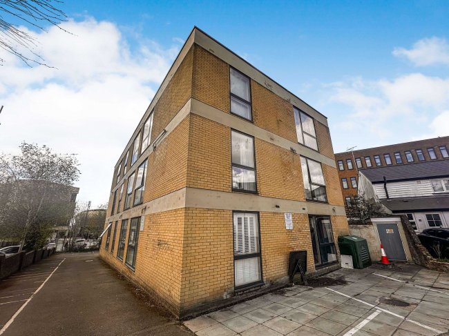 Flats, 2, 8 & 9 Elwick House, Elwick Road, Ashford, Kent, TN23 1AU 8