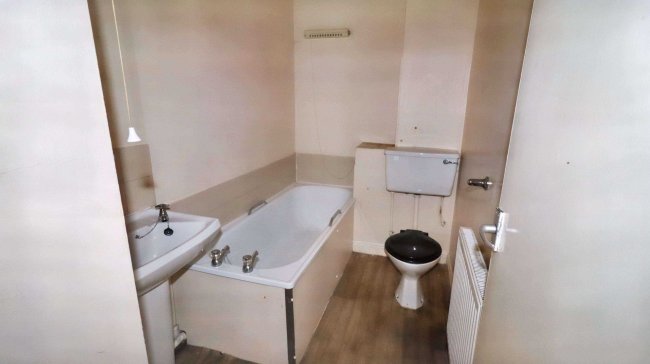 205 Toller Lane, Bradford, BD9 5DS 3