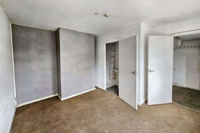 28 Northumberland Road, Stockport, Cheshire, SK5 8LT 1