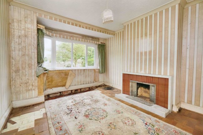 607 Cannock Road, Wolverhampton, WV10 0RP 9