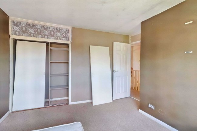 21 Flexford Gardens, Havant, Hampshire, PO9 2LQ 8