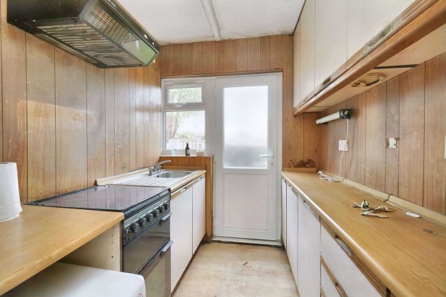 418 The Radleys, Birmingham, B33 0JA 2