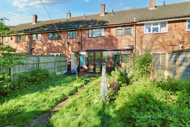 26 Dryden Crescent, Stafford, ST17 9YH 4