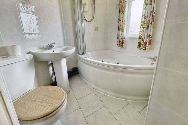 56 South Avenue, Worksop, S80 2RD 3