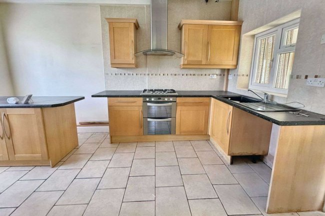 56 South Avenue, Worksop, S80 2RD 3