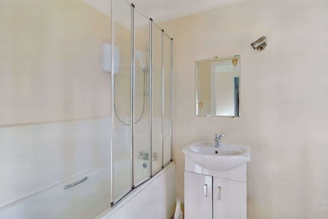 68 Williams Close, Gosport, Hampshire, PO13 9QR 3