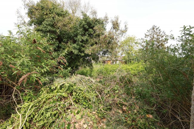 337 Tring Road, Aylesbury, Buckinghamshire, HP20 1PJ 1