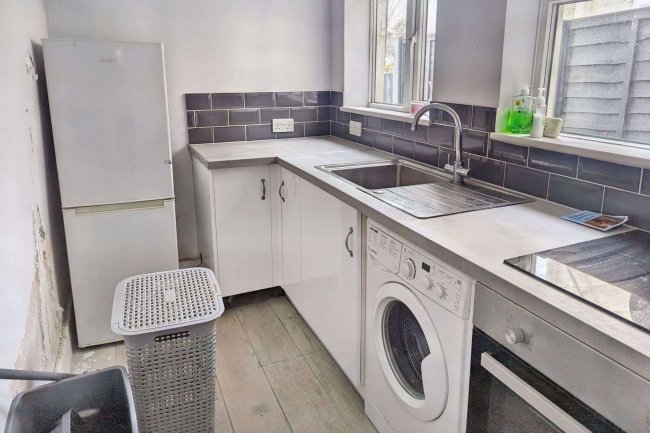 2 Adelaide Road, Gillingham, Kent, ME7 4NJ 10