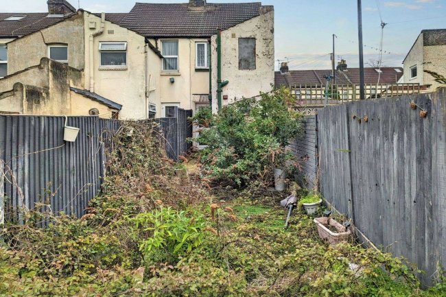 2 Adelaide Road, Gillingham, Kent, ME7 4NJ 10