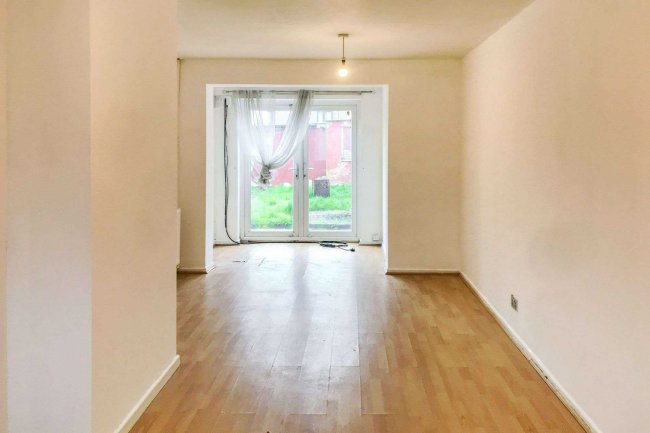 74 Ridgethorpe, Coventry, West Midlands, CV3 3GQ 3