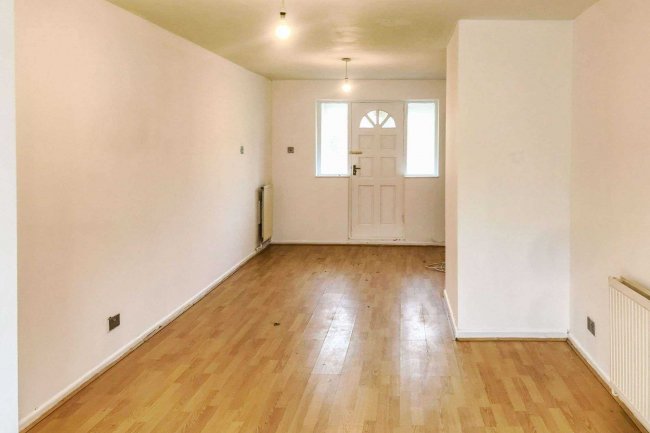 74 Ridgethorpe, Coventry, West Midlands, CV3 3GQ 3