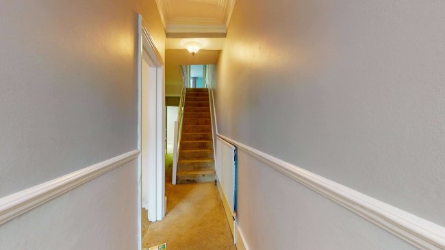 13 Huntingdon Road, East Finchley, London, N2 9DX 8