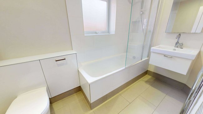 13 Huntingdon Road, East Finchley, London, N2 9DX 8