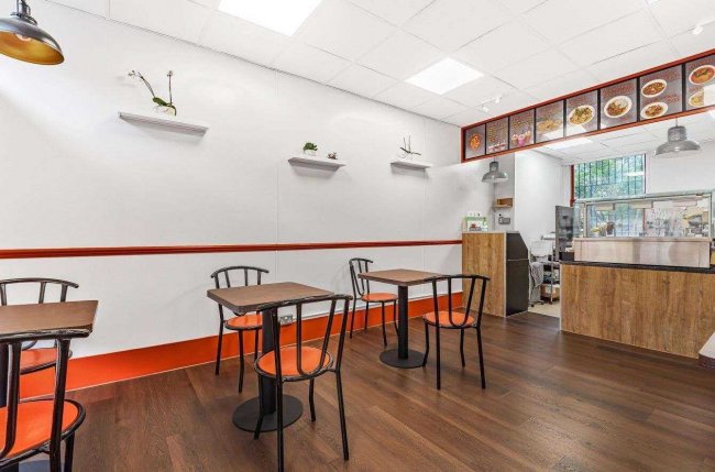 38 London Road, Twickenham, TW1 3RR 4