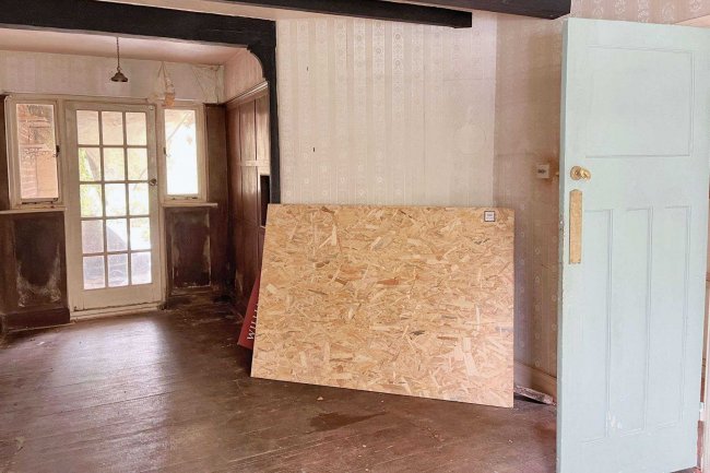 81 Rectory Lane, Chipstead, Banstead, Surrey, SM7 3PE 3