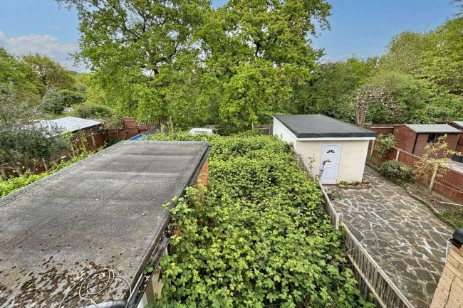 107 Empire Avenue, Edmonton, London, N18 1AR 6