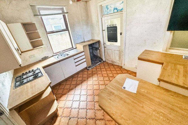 46 Exchange Street, Blackpool FY1 2DZ 3