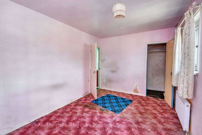 16 Hill Top Avenue, Athersley, Barnsley, S71 3DJ 4