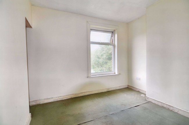 21 Tapton Terrace, Chesterfield, S41 7UF 3