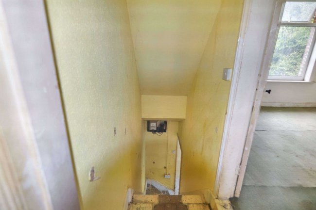 21 Tapton Terrace, Chesterfield, S41 7UF 3