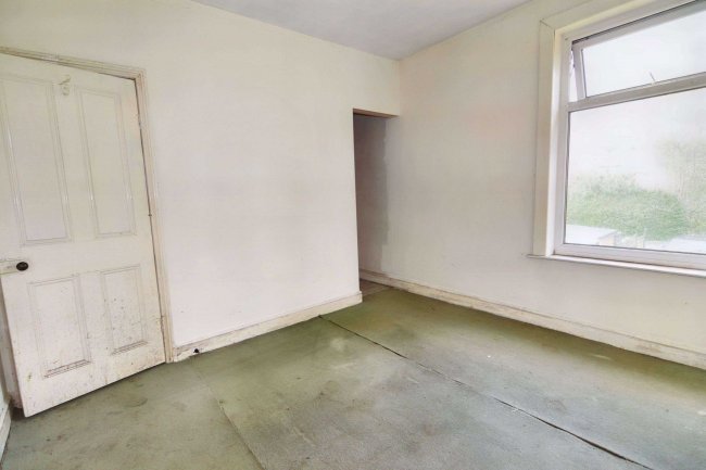 21 Tapton Terrace, Chesterfield, S41 7UF 3